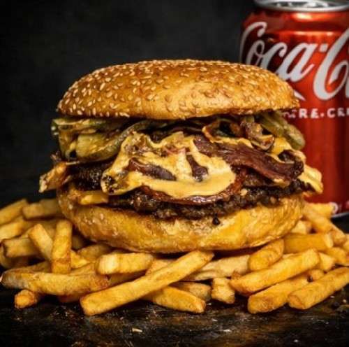 WILYS CRAZY BURGER Menü